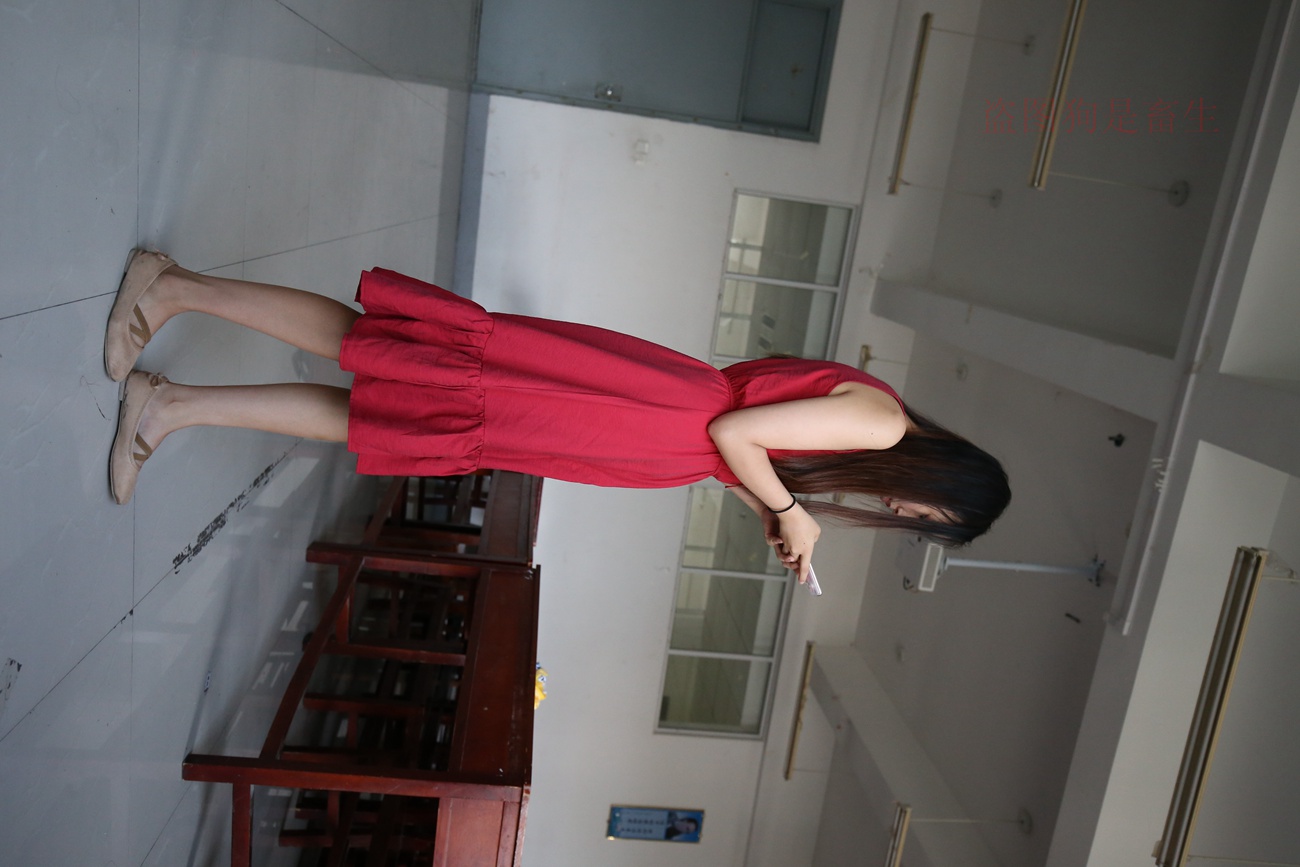 图片[128]-大西瓜爱牙膏-早期作品-Z5-4 电梯冰丝+裸足(2)[180P] – 速更版-美库