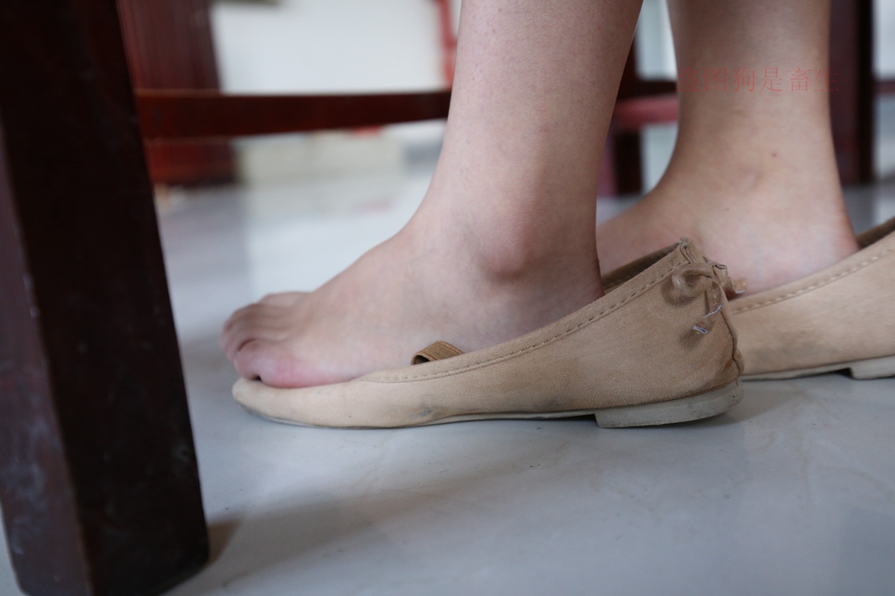 图片[167]-大西瓜爱牙膏-早期作品-Z5-4 电梯冰丝+裸足(2)[180P] – 速更版-美库