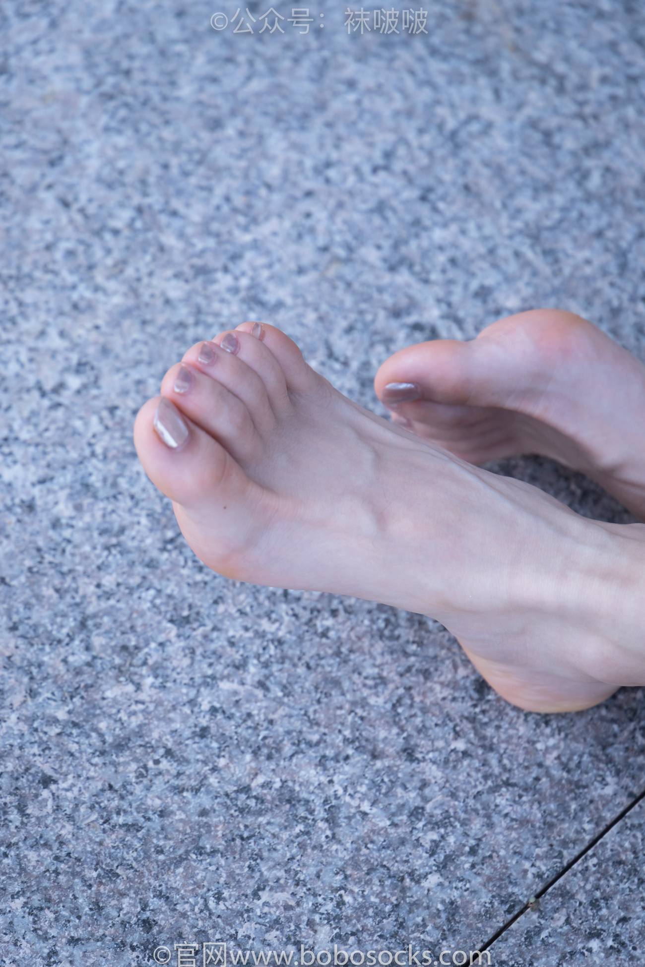 图片[84]-[BoBoSocks袜啵啵]NO.006 小米-运动鞋、白色小腿袜、裸足[130P] – 速更版-美库