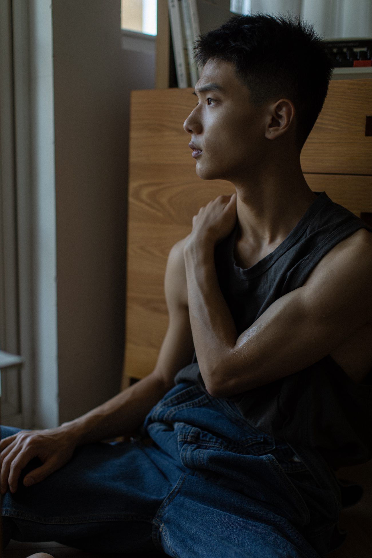 图片[35]-[YITUYU艺图语] 2021.08.21 背带裤男孩 周安 [35P] – 速更版-美库