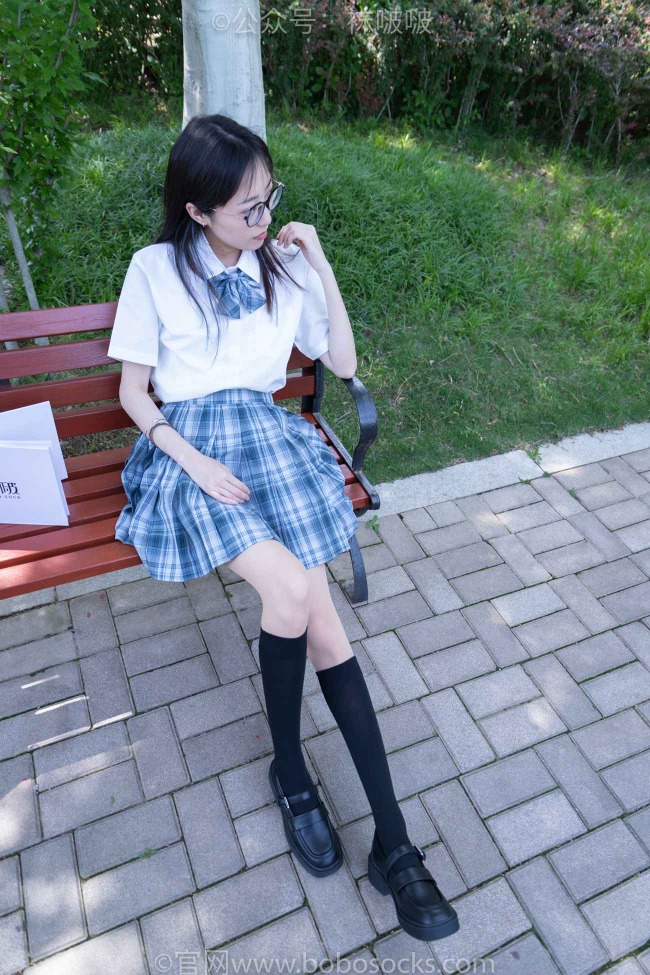 图片[20]-[BoBoSocks袜啵啵]NO.007 稚予-JK制服、皮鞋、黑色中筒棉袜、肉丝[143P] – 速更版-美库