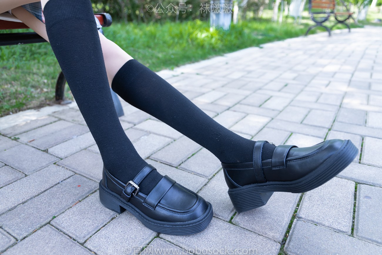 图片[23]-[BoBoSocks袜啵啵]NO.007 稚予-JK制服、皮鞋、黑色中筒棉袜、肉丝[143P] – 速更版-美库