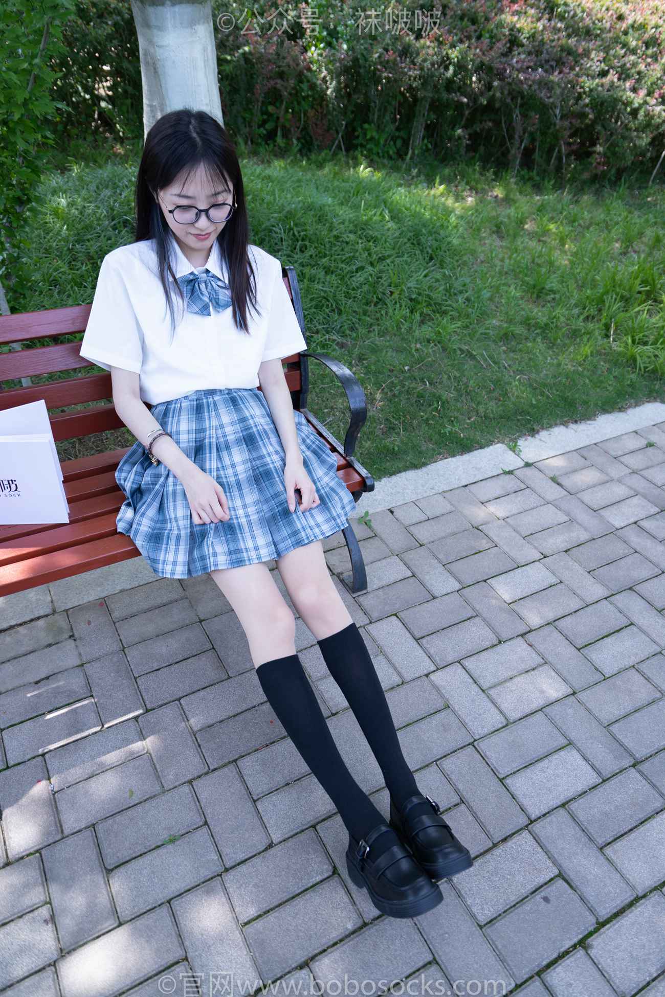 图片[26]-[BoBoSocks袜啵啵]NO.007 稚予-JK制服、皮鞋、黑色中筒棉袜、肉丝[143P] – 速更版-美库