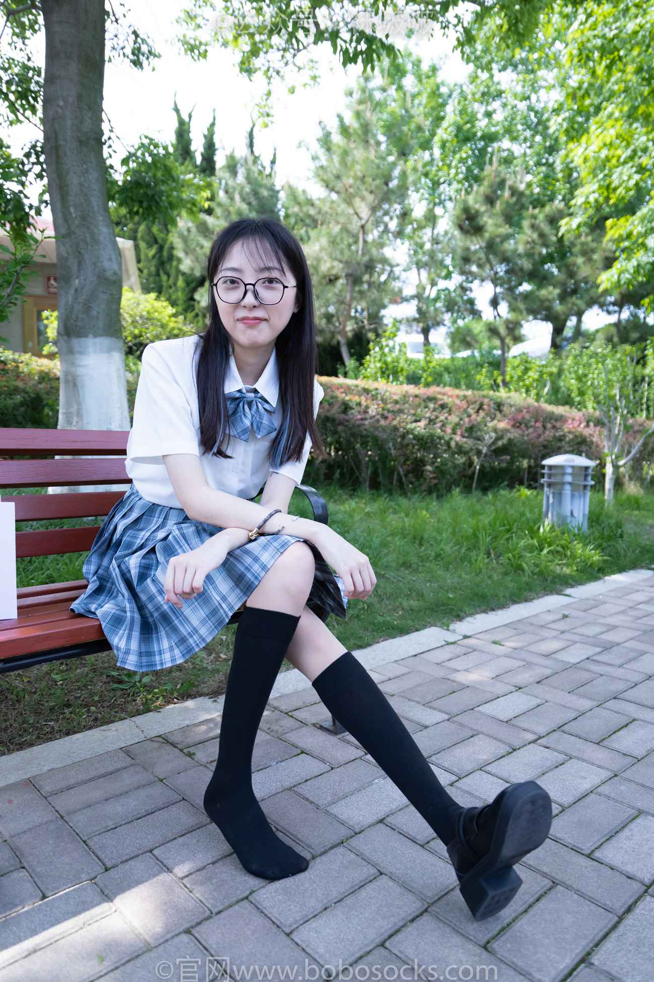 图片[54]-[BoBoSocks袜啵啵]NO.007 稚予-JK制服、皮鞋、黑色中筒棉袜、肉丝[143P] – 速更版-美库