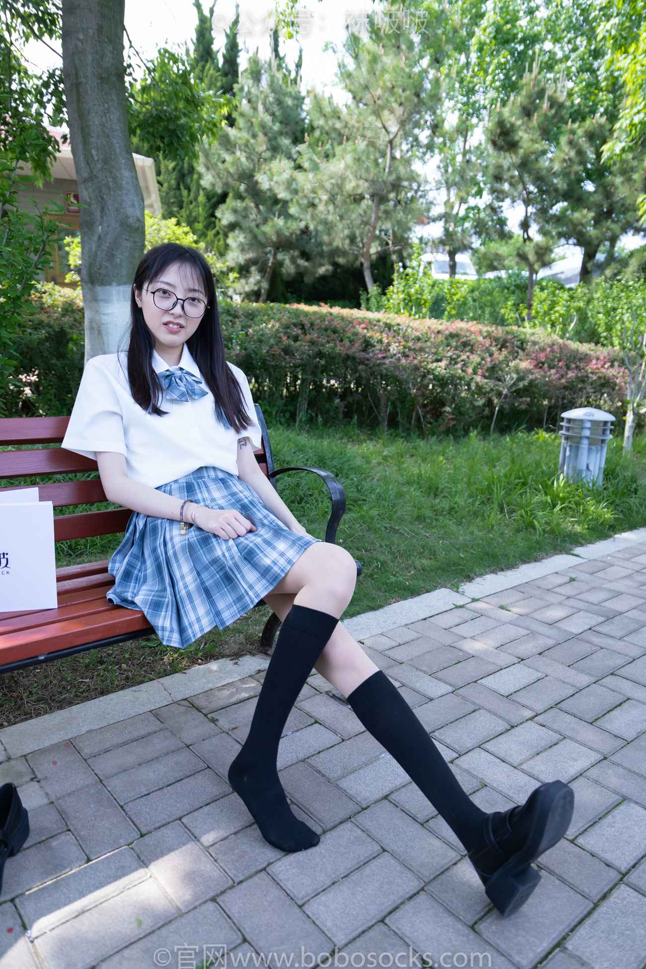 图片[55]-[BoBoSocks袜啵啵]NO.007 稚予-JK制服、皮鞋、黑色中筒棉袜、肉丝[143P] – 速更版-美库