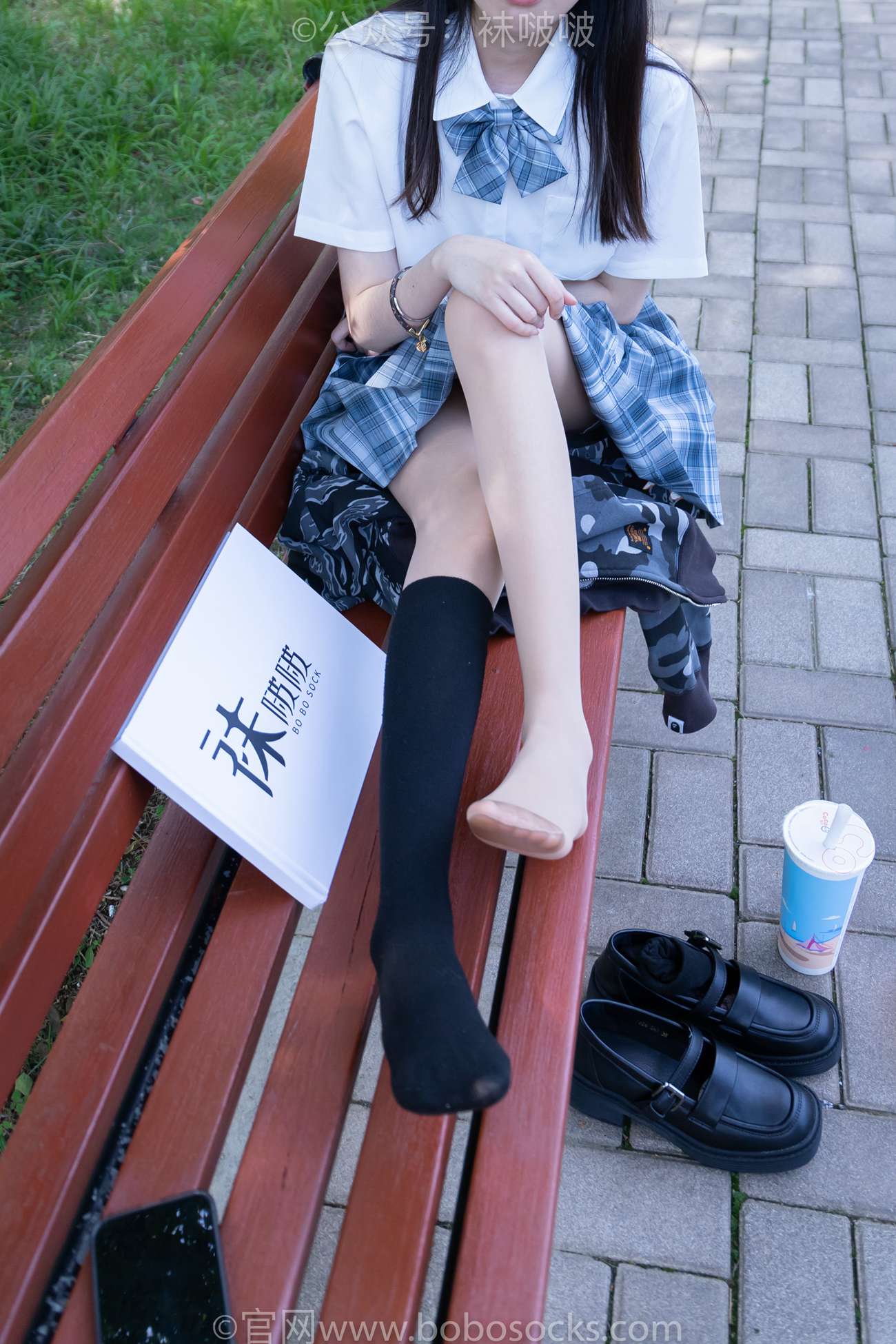 图片[105]-[BoBoSocks袜啵啵]NO.007 稚予-JK制服、皮鞋、黑色中筒棉袜、肉丝[143P] – 速更版-美库