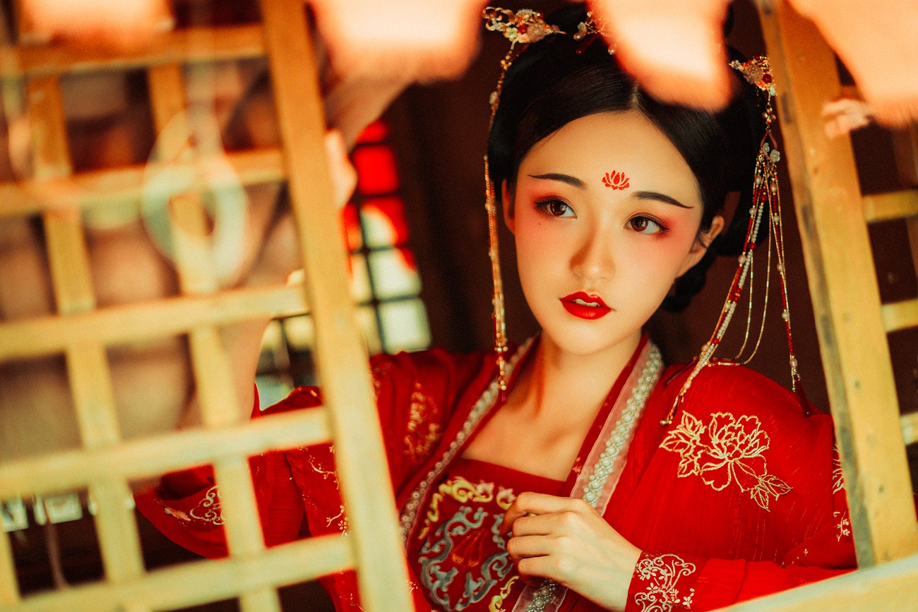 图片[27]-[YITUYU艺图语] 2021.08.23 梦千年 沧霁桔梗 [28P] – 速更版-美库