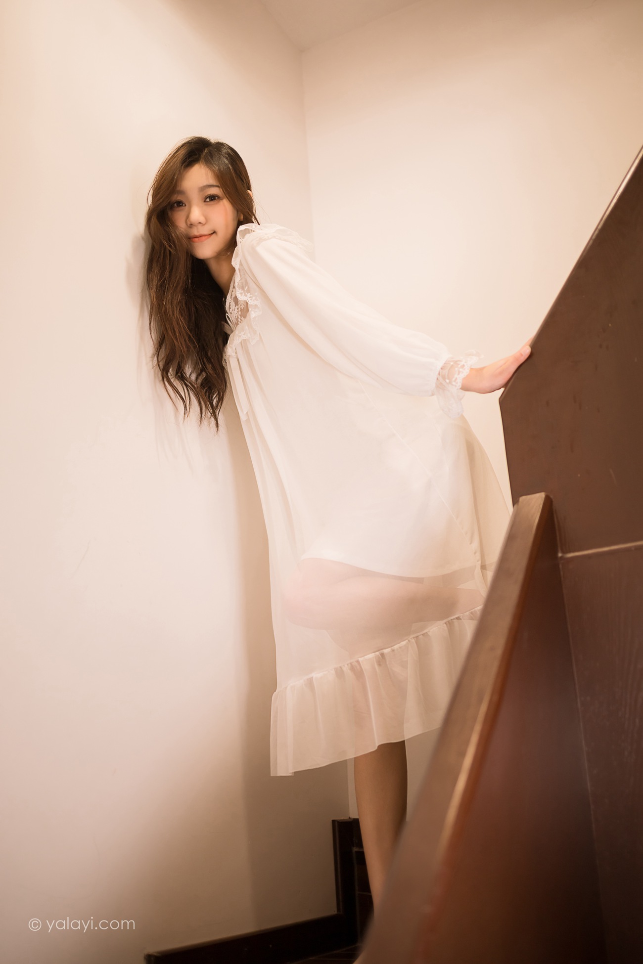 图片[32]-[YALAYI雅拉伊] 2022.03.30 NO.915 阁楼 梓瑶 [46P] – 速更版-美库