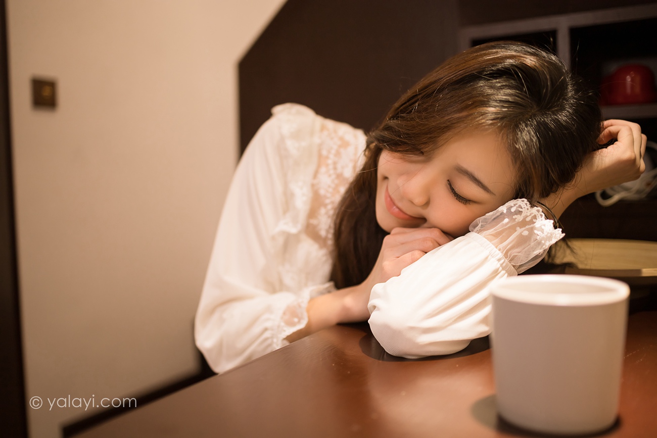 图片[37]-[YALAYI雅拉伊] 2022.03.30 NO.915 阁楼 梓瑶 [46P] – 速更版-美库