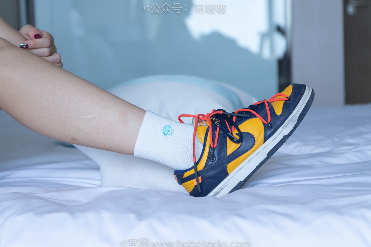 图片[28]-[BoBoSocks袜啵啵]NO.009 果冻-耐克板鞋、白棉袜、裸足[130P] – 速更版-美库