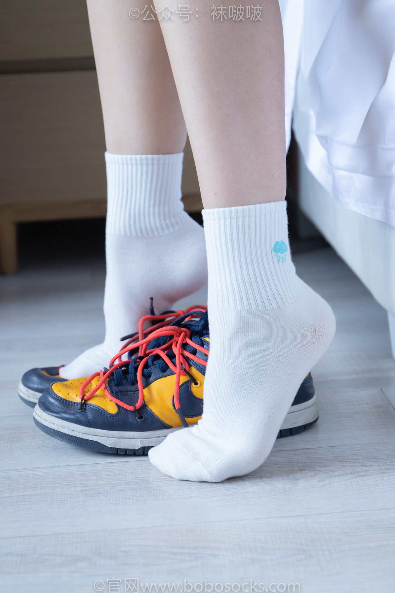 图片[36]-[BoBoSocks袜啵啵]NO.009 果冻-耐克板鞋、白棉袜、裸足[130P] – 速更版-美库