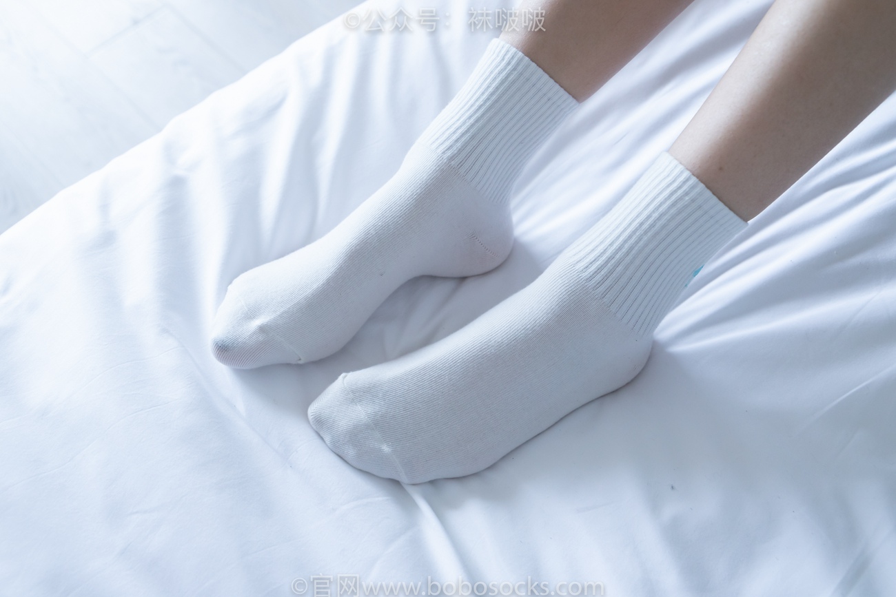 图片[41]-[BoBoSocks袜啵啵]NO.009 果冻-耐克板鞋、白棉袜、裸足[130P] – 速更版-美库