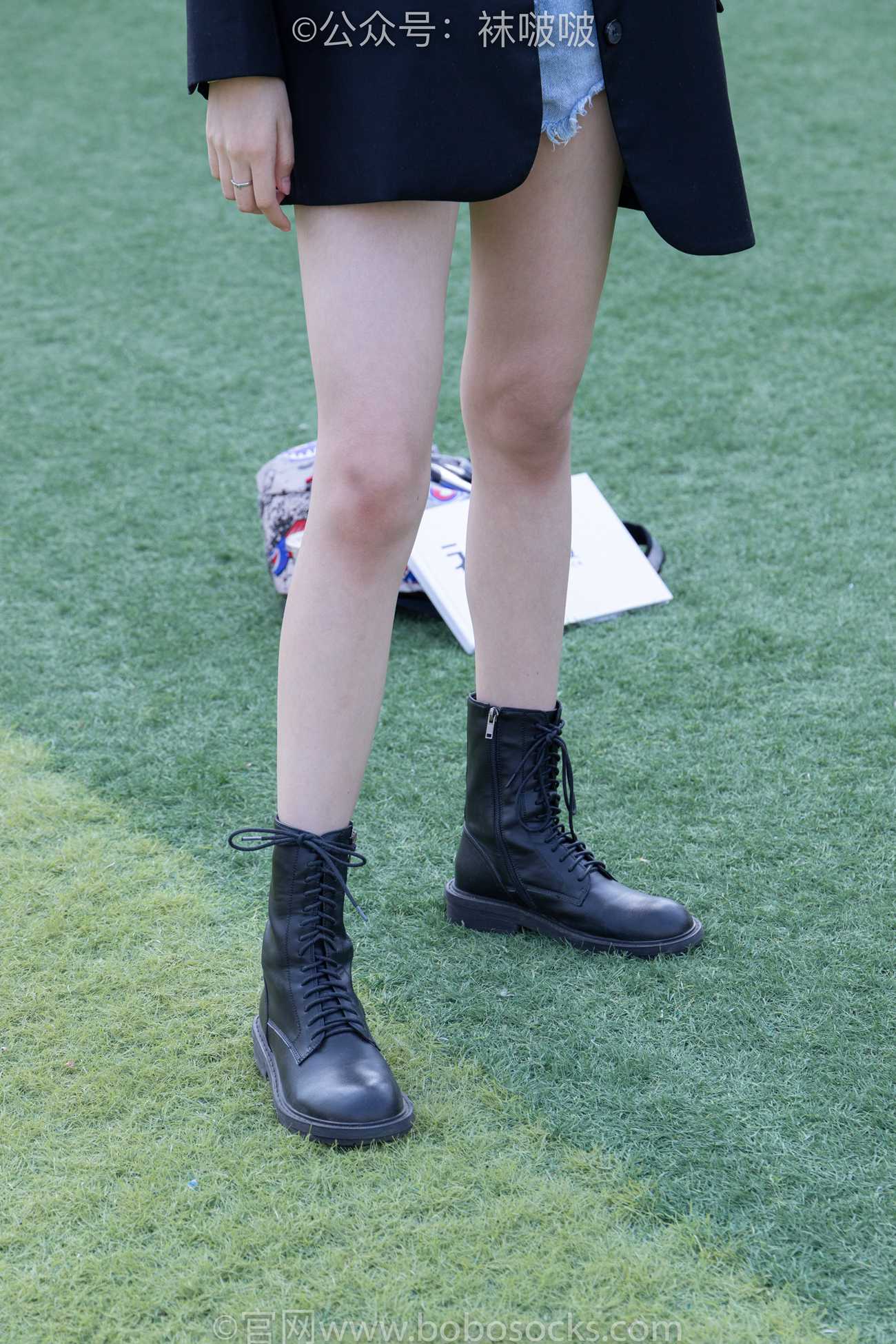 图片[12]-[BoBoSocks袜啵啵]NO.010 小甜豆-马丁靴、白色短棉袜、裸足[117P] – 速更版-美库