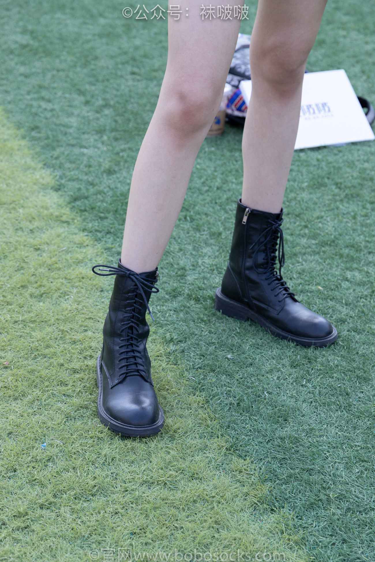 图片[13]-[BoBoSocks袜啵啵]NO.010 小甜豆-马丁靴、白色短棉袜、裸足[117P] – 速更版-美库
