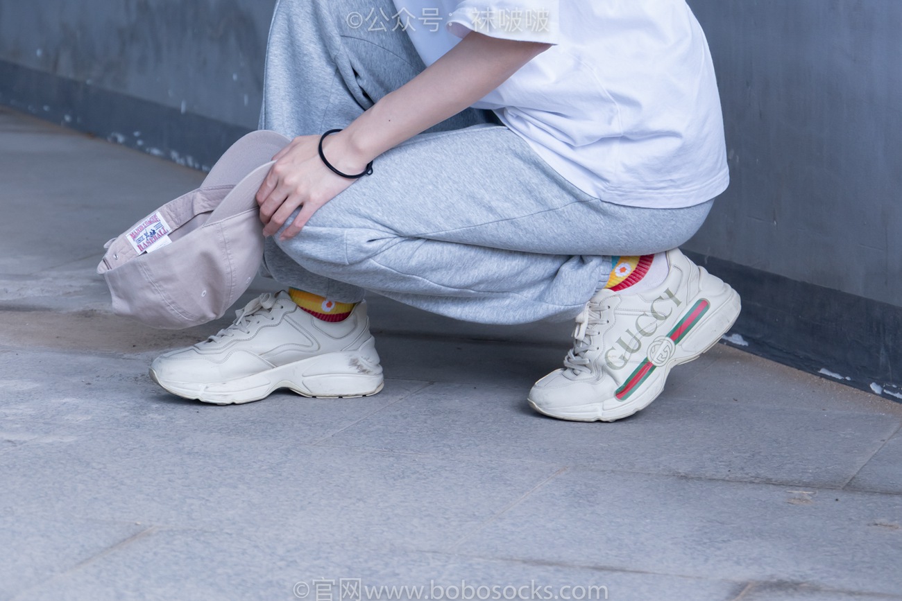 图片[13]-[BoBoSocks袜啵啵]NO.012 泡芙-运动鞋、白棉袜、裸足[132P] – 速更版-美库