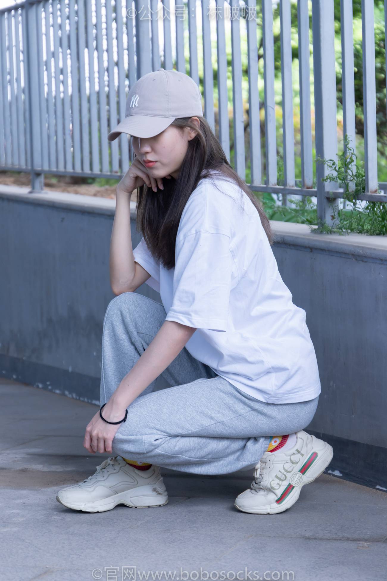 图片[17]-[BoBoSocks袜啵啵]NO.012 泡芙-运动鞋、白棉袜、裸足[132P] – 速更版-美库