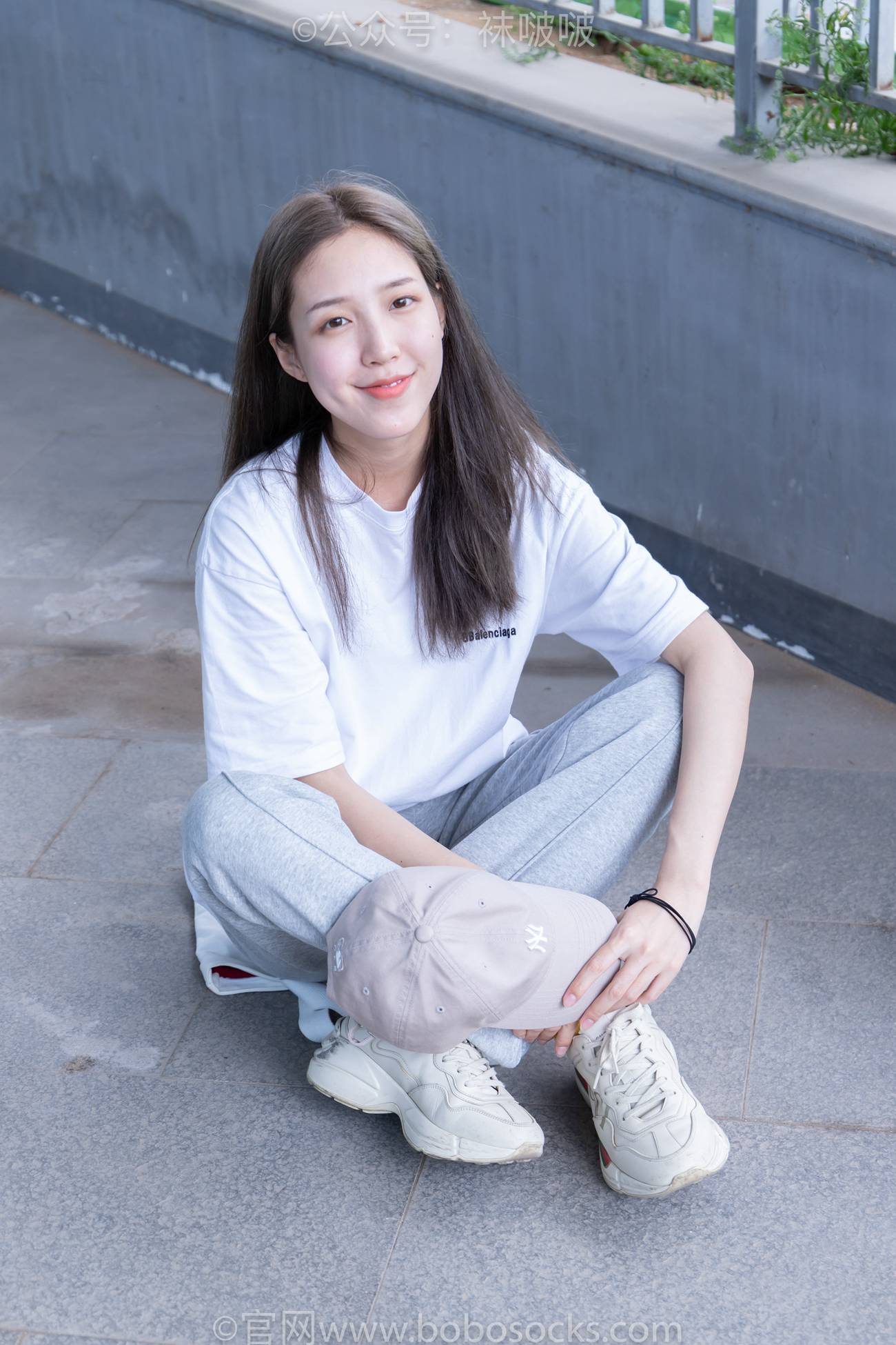 图片[26]-[BoBoSocks袜啵啵]NO.012 泡芙-运动鞋、白棉袜、裸足[132P] – 速更版-美库