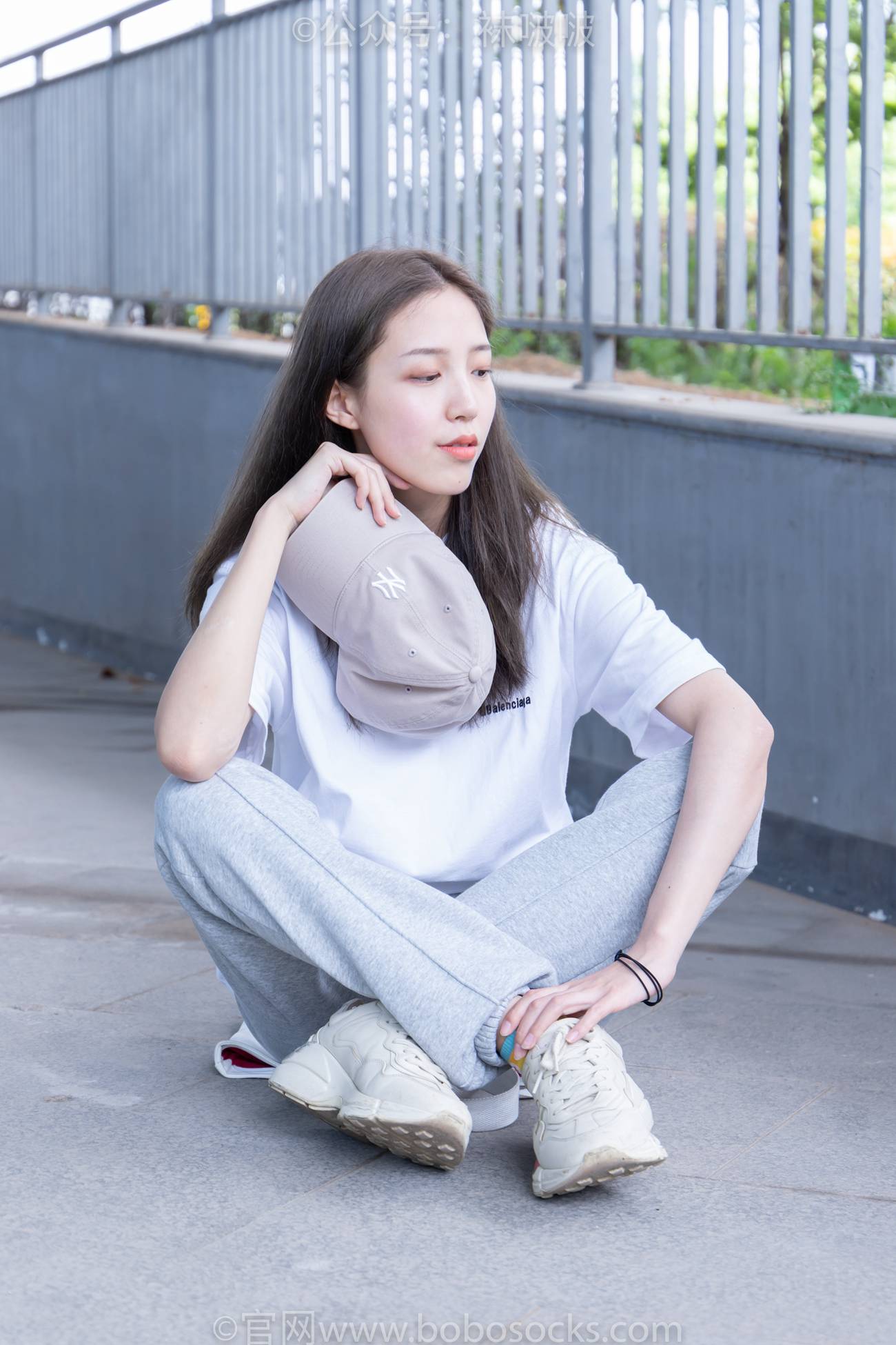 图片[28]-[BoBoSocks袜啵啵]NO.012 泡芙-运动鞋、白棉袜、裸足[132P] – 速更版-美库