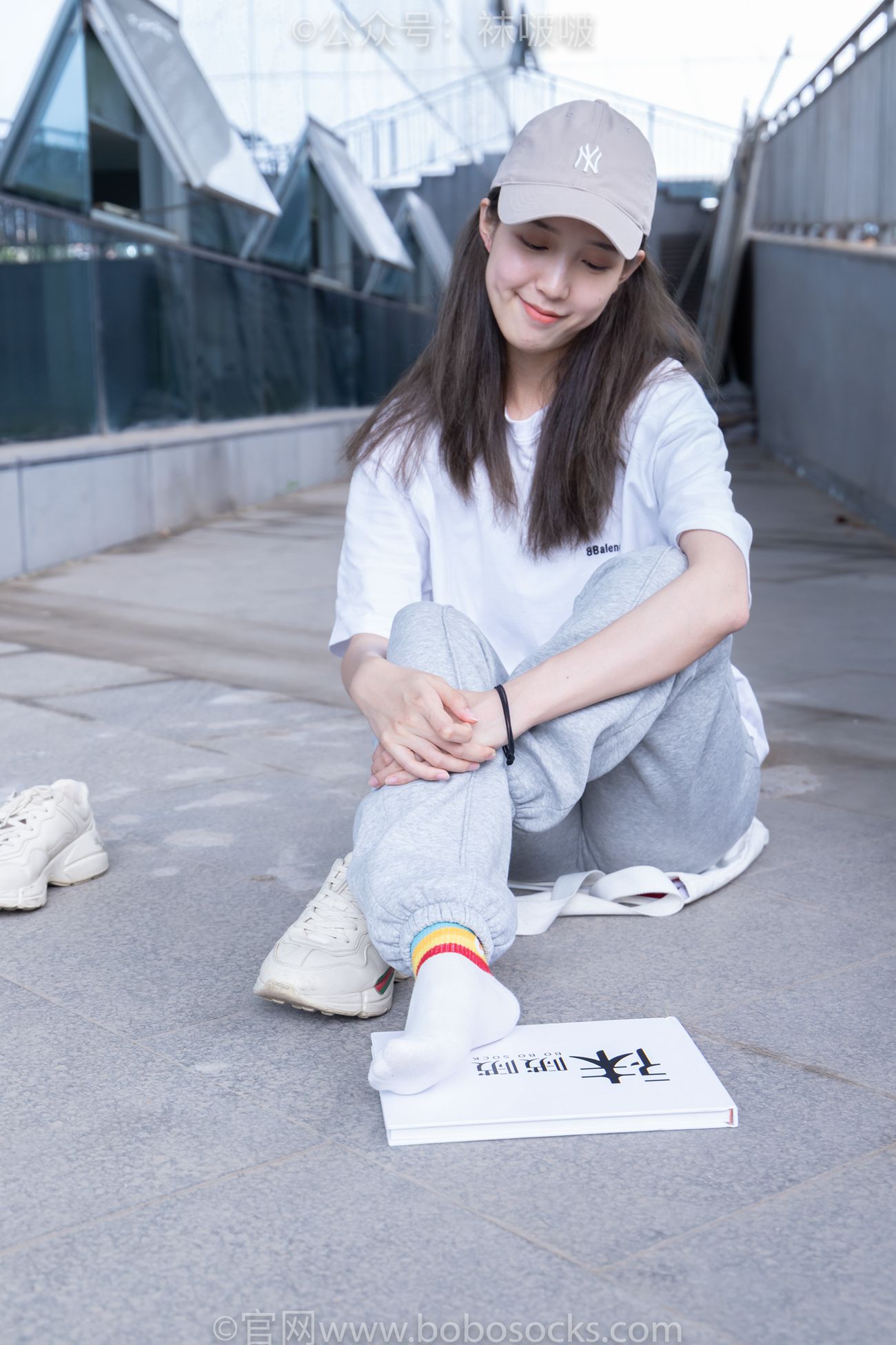 图片[48]-[BoBoSocks袜啵啵]NO.012 泡芙-运动鞋、白棉袜、裸足[132P] – 速更版-美库