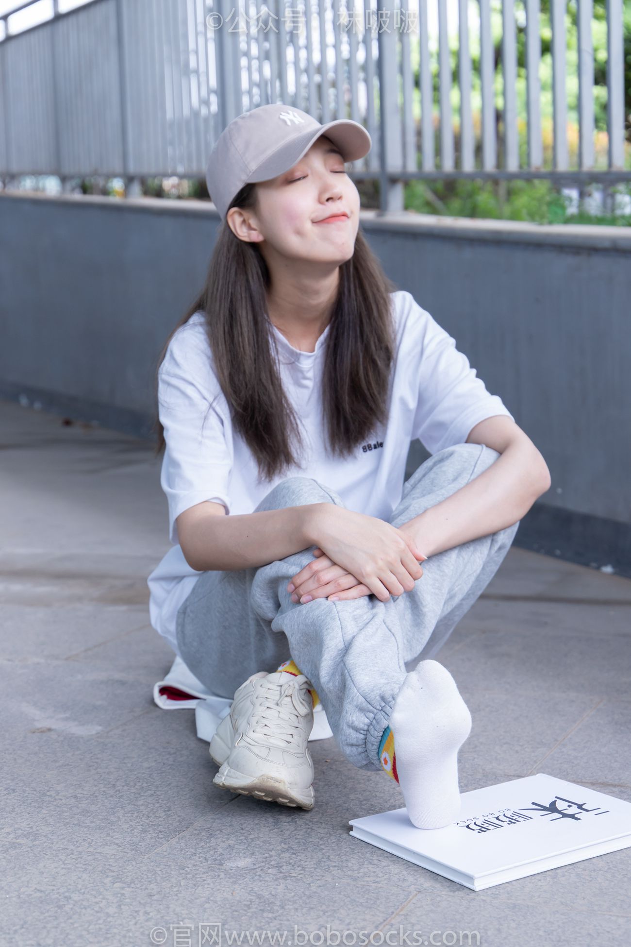 图片[58]-[BoBoSocks袜啵啵]NO.012 泡芙-运动鞋、白棉袜、裸足[132P] – 速更版-美库