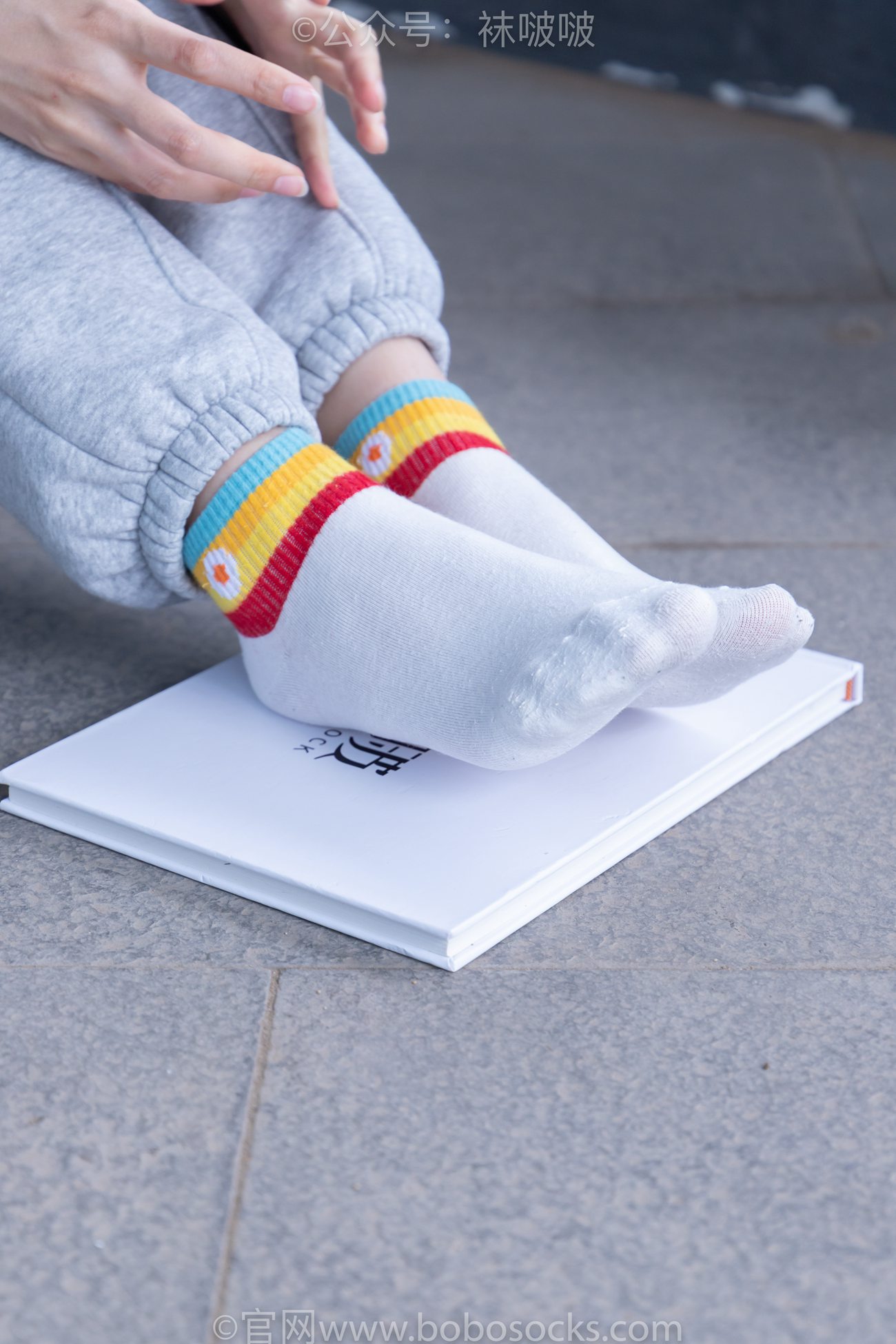 图片[63]-[BoBoSocks袜啵啵]NO.012 泡芙-运动鞋、白棉袜、裸足[132P] – 速更版-美库
