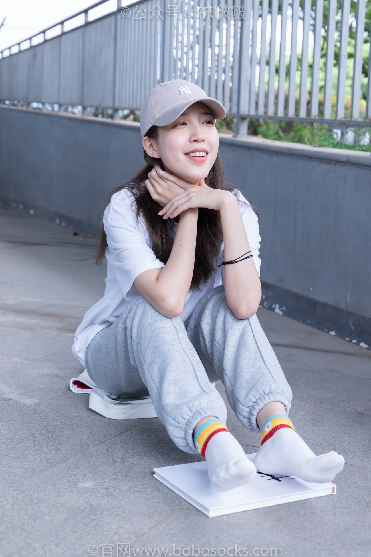 图片[66]-[BoBoSocks袜啵啵]NO.012 泡芙-运动鞋、白棉袜、裸足[132P] – 速更版-美库