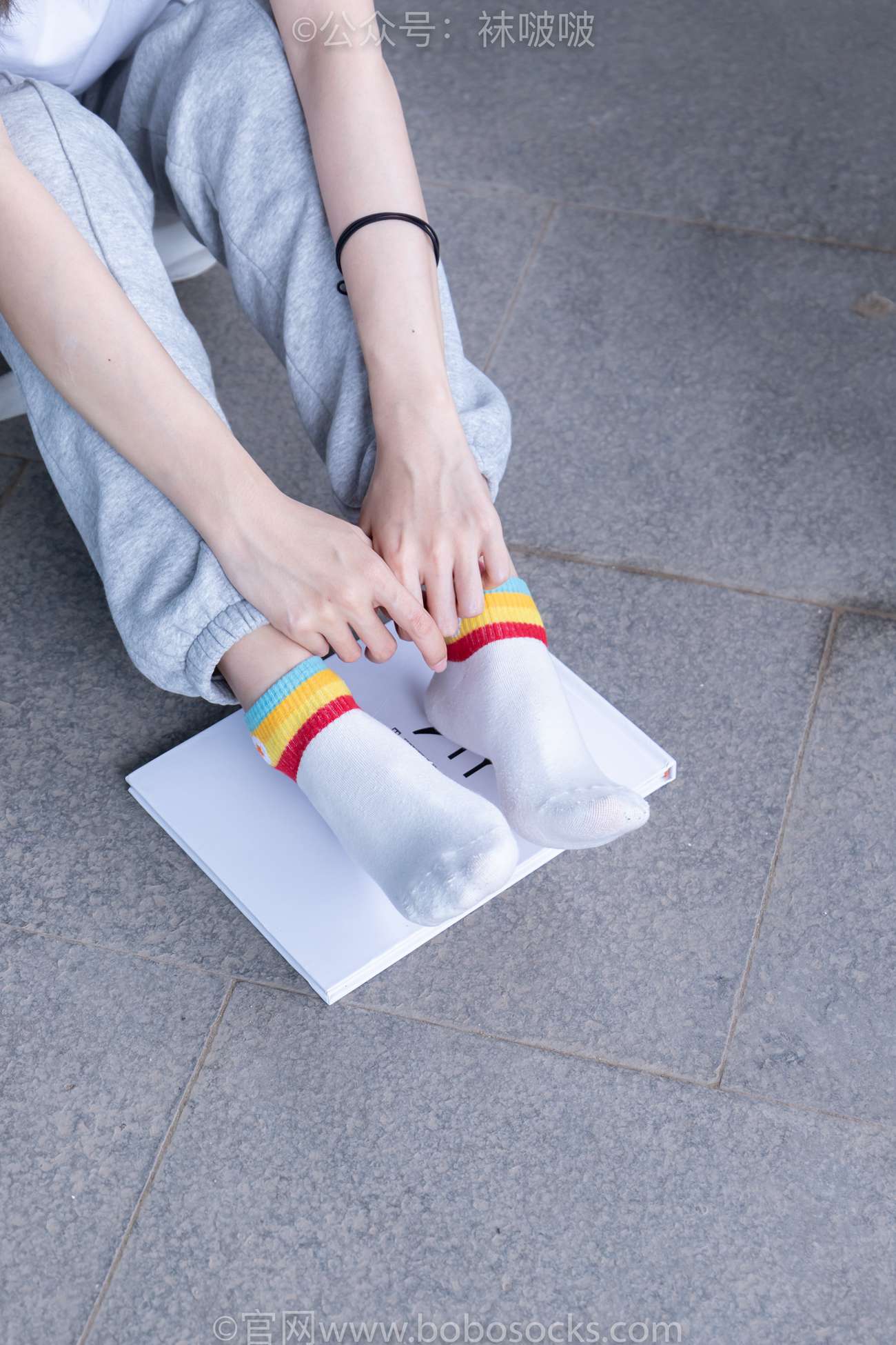 图片[67]-[BoBoSocks袜啵啵]NO.012 泡芙-运动鞋、白棉袜、裸足[132P] – 速更版-美库