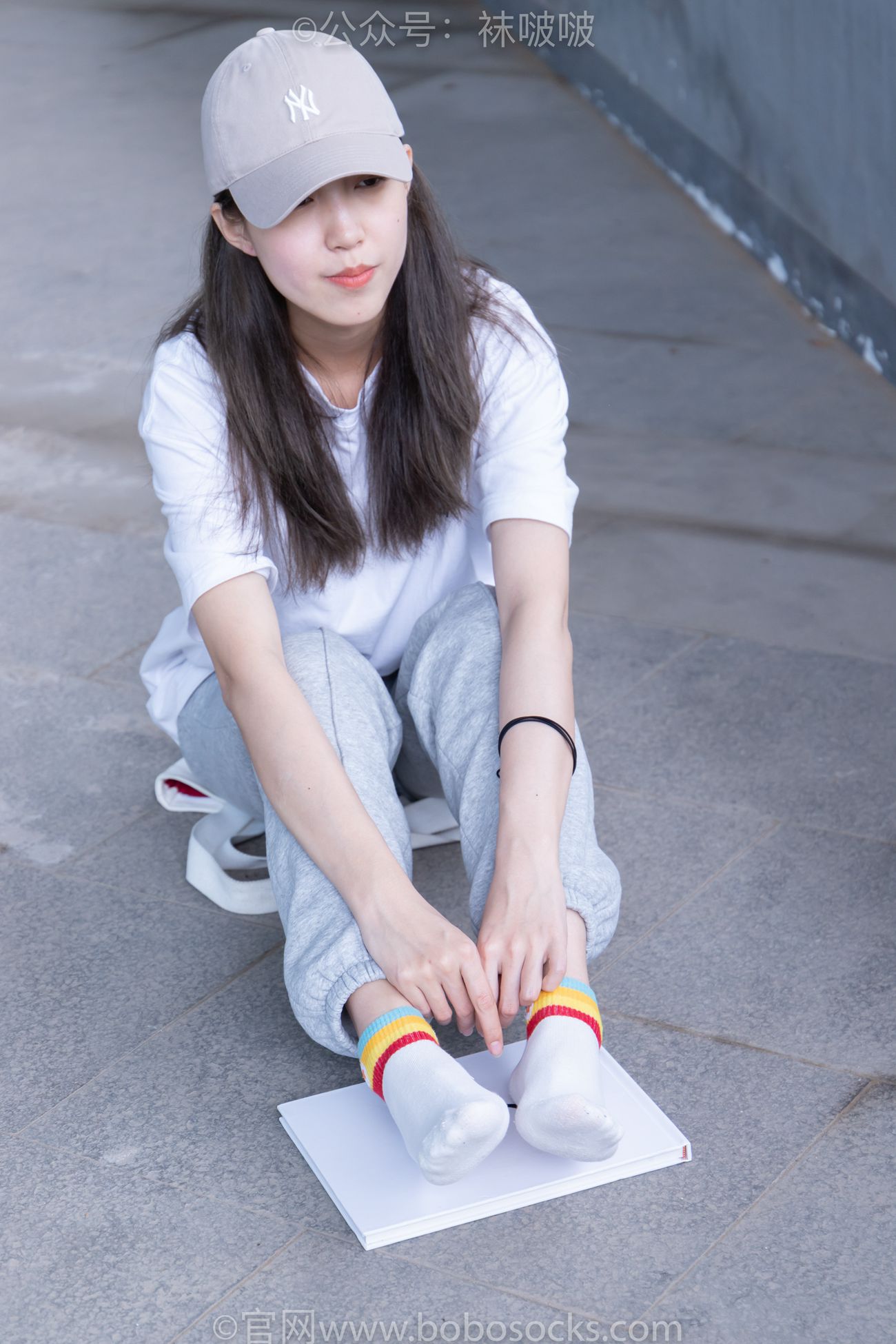 图片[68]-[BoBoSocks袜啵啵]NO.012 泡芙-运动鞋、白棉袜、裸足[132P] – 速更版-美库