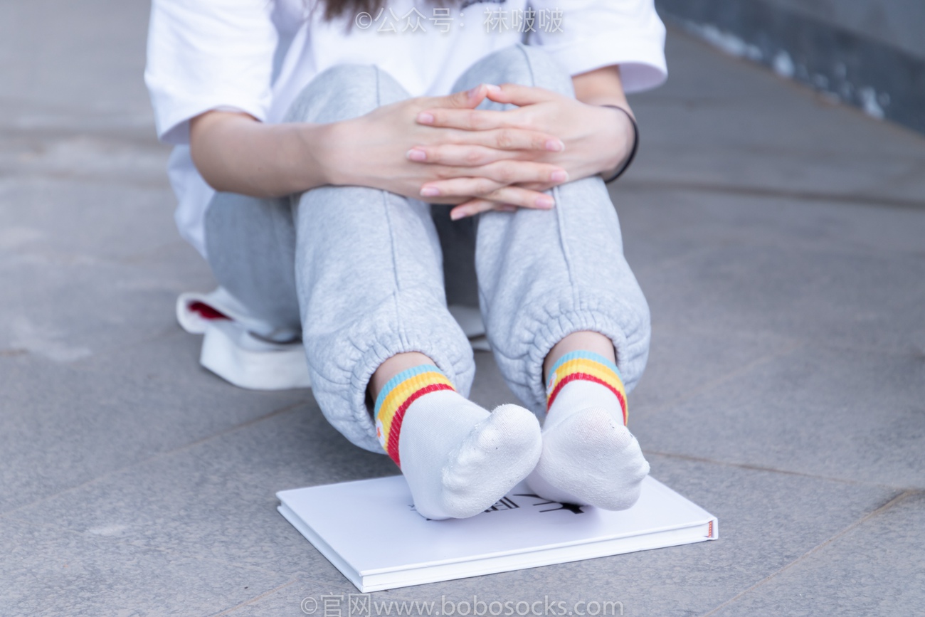 图片[69]-[BoBoSocks袜啵啵]NO.012 泡芙-运动鞋、白棉袜、裸足[132P] – 速更版-美库
