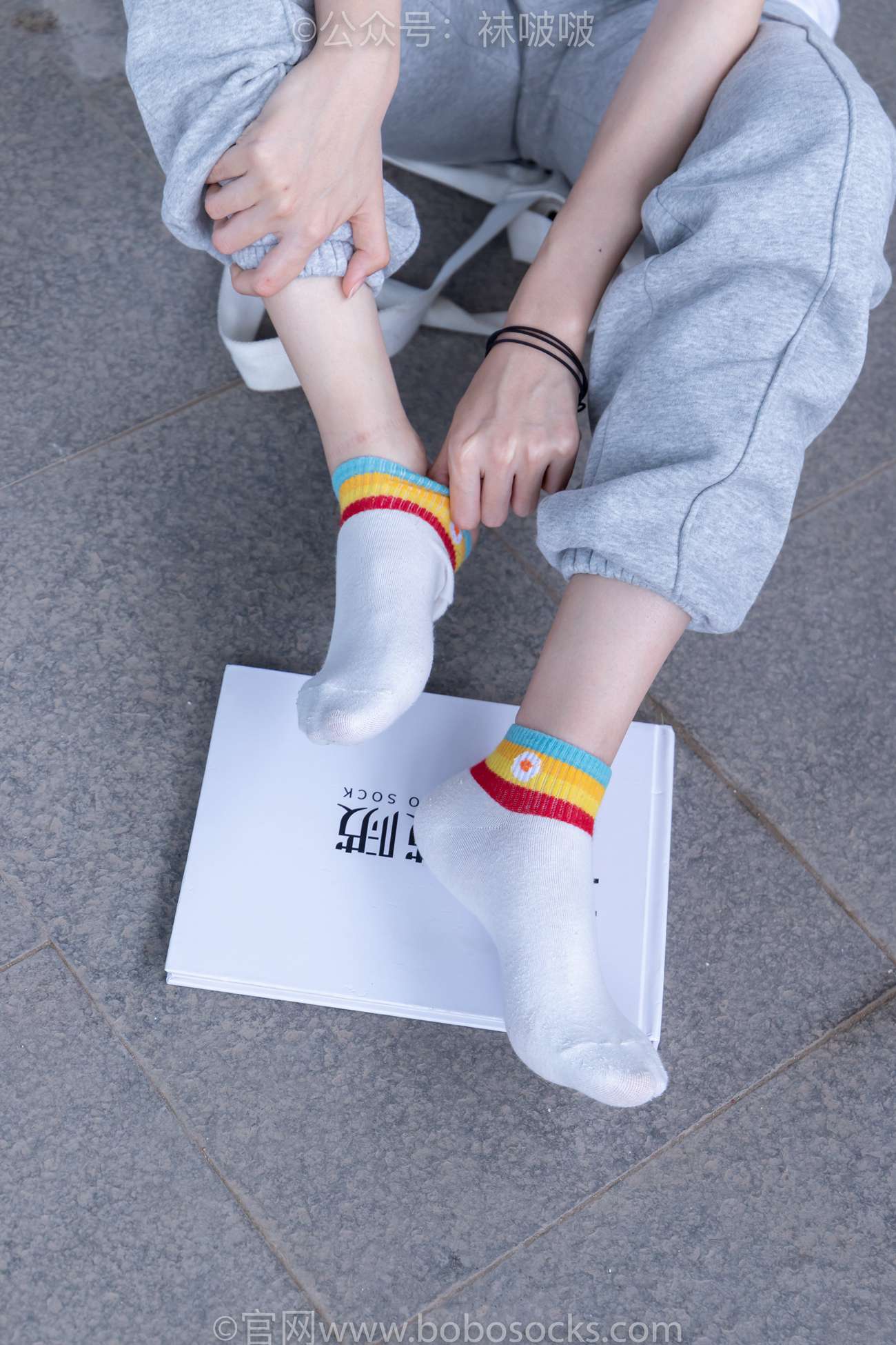 图片[82]-[BoBoSocks袜啵啵]NO.012 泡芙-运动鞋、白棉袜、裸足[132P] – 速更版-美库