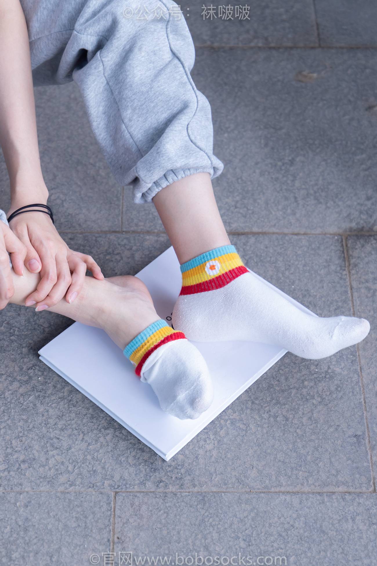 图片[83]-[BoBoSocks袜啵啵]NO.012 泡芙-运动鞋、白棉袜、裸足[132P] – 速更版-美库