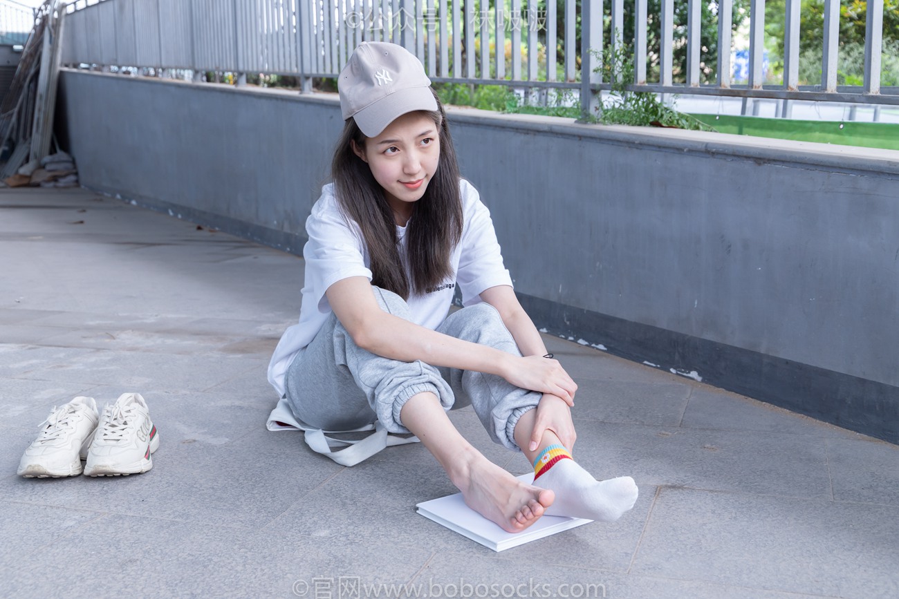 图片[92]-[BoBoSocks袜啵啵]NO.012 泡芙-运动鞋、白棉袜、裸足[132P] – 速更版-美库