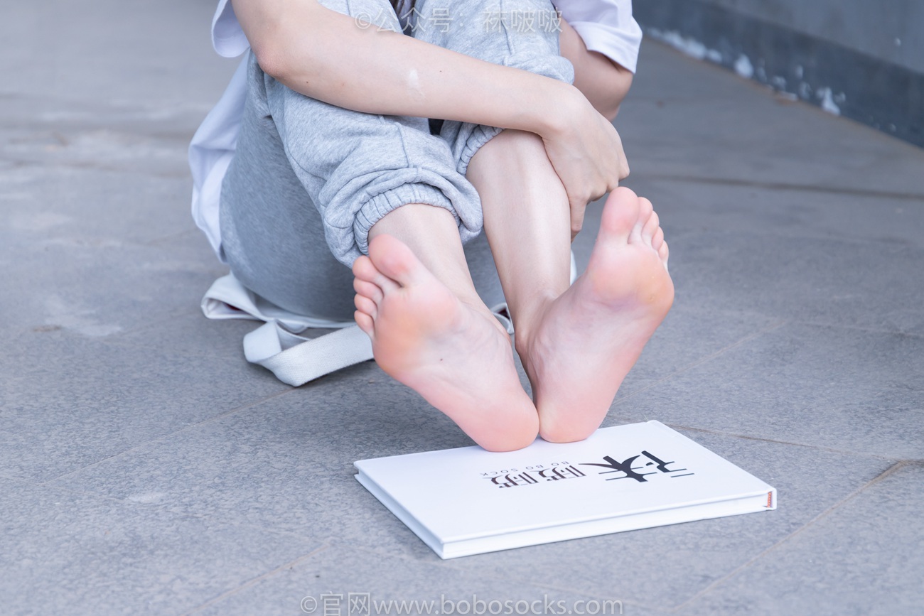 图片[103]-[BoBoSocks袜啵啵]NO.012 泡芙-运动鞋、白棉袜、裸足[132P] – 速更版-美库