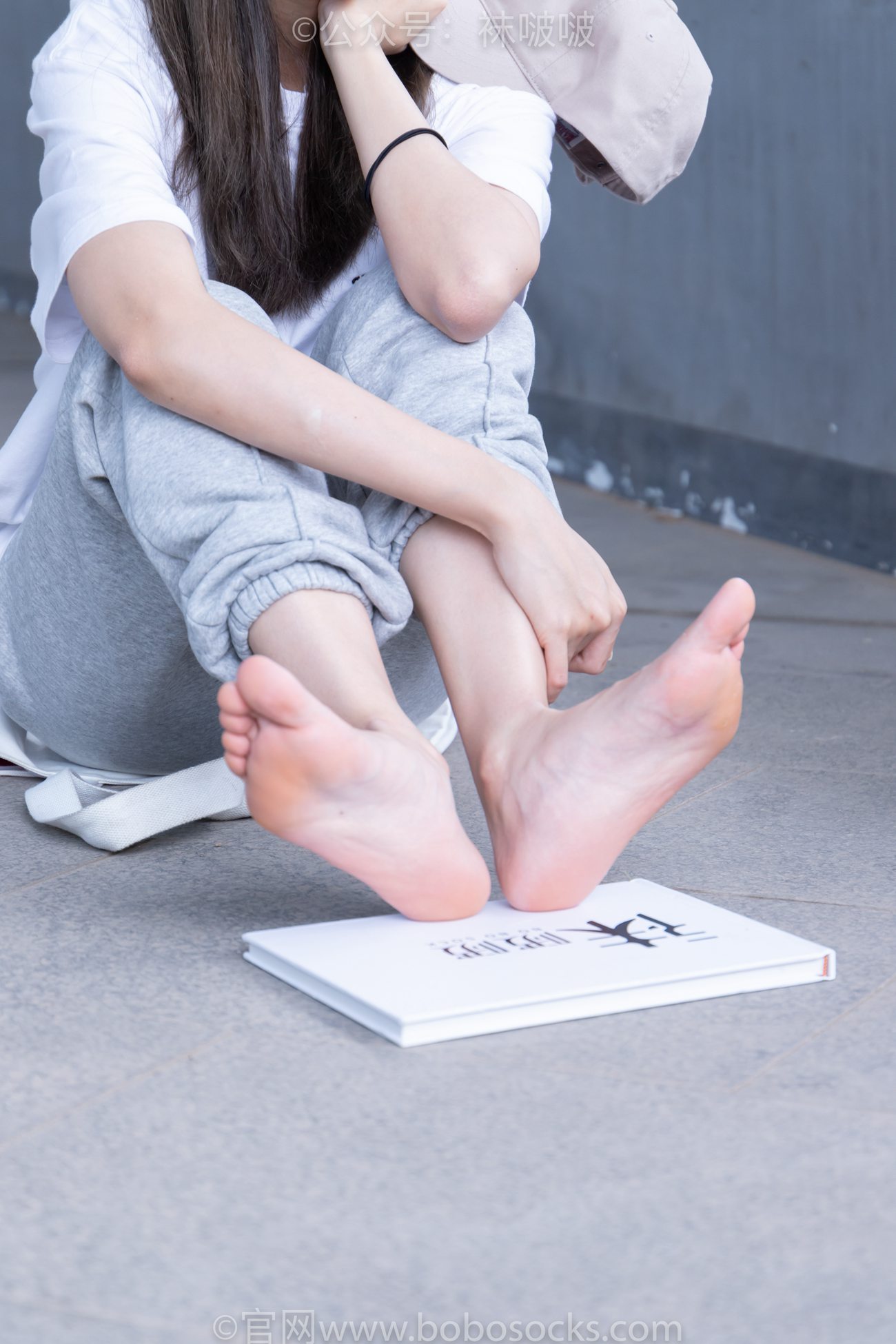 图片[106]-[BoBoSocks袜啵啵]NO.012 泡芙-运动鞋、白棉袜、裸足[132P] – 速更版-美库