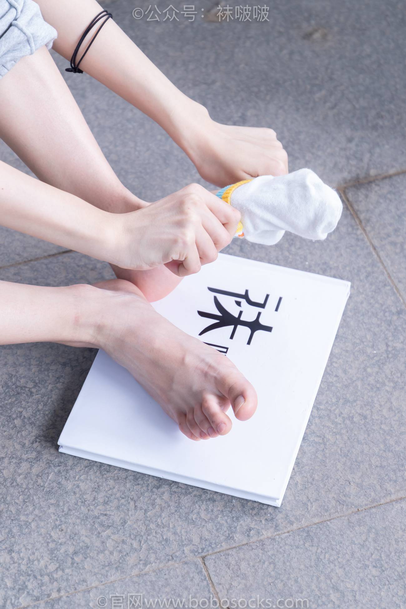 图片[119]-[BoBoSocks袜啵啵]NO.012 泡芙-运动鞋、白棉袜、裸足[132P] – 速更版-美库