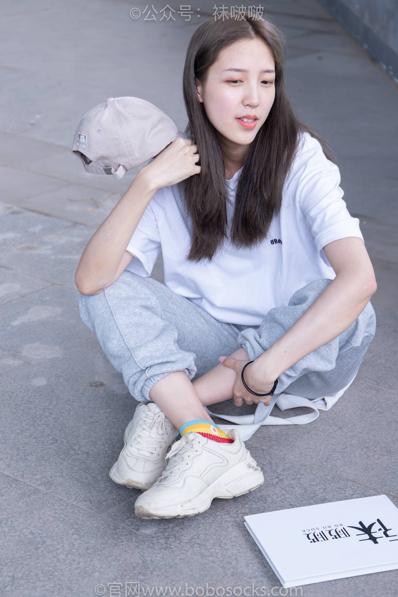 图片[128]-[BoBoSocks袜啵啵]NO.012 泡芙-运动鞋、白棉袜、裸足[132P] – 速更版-美库