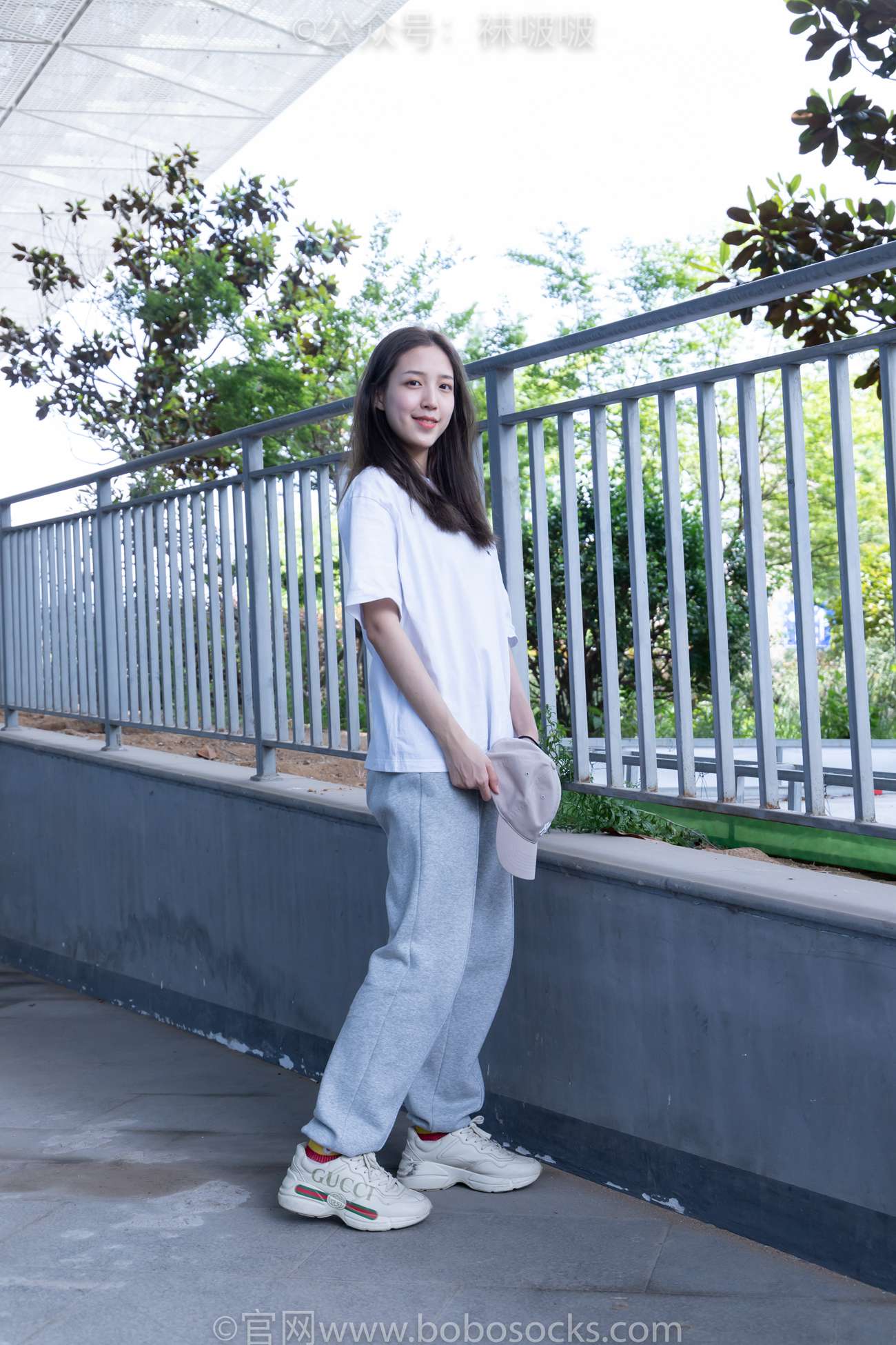 图片[131]-[BoBoSocks袜啵啵]NO.012 泡芙-运动鞋、白棉袜、裸足[132P] – 速更版-美库