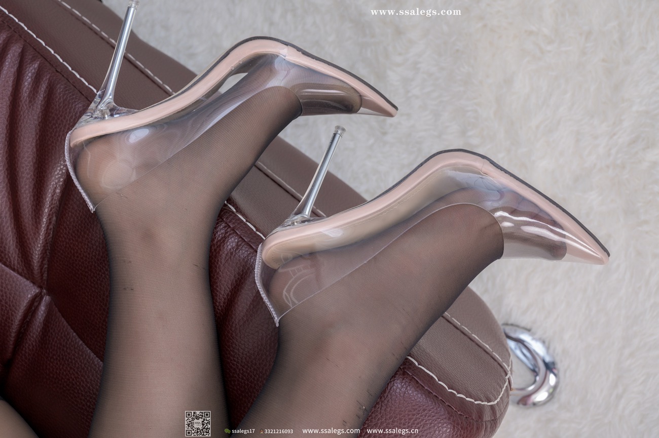 图片[115]-[SSA丝社]超清写真 NO.359 小鹿春风拂面的妩媚黑丝(上) [125P] – 速更版-美库