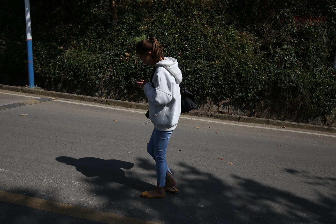 图片[21]-大西瓜爱牙膏-早期作品-Z6-3 模特1 9牛仔短丝 (2)[137P] – 速更版-美库