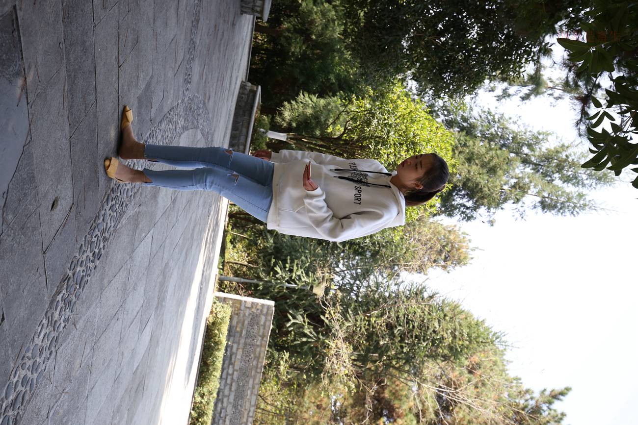 图片[46]-大西瓜爱牙膏-早期作品-Z6-3 模特1 9牛仔短丝 (2)[137P] – 速更版-美库