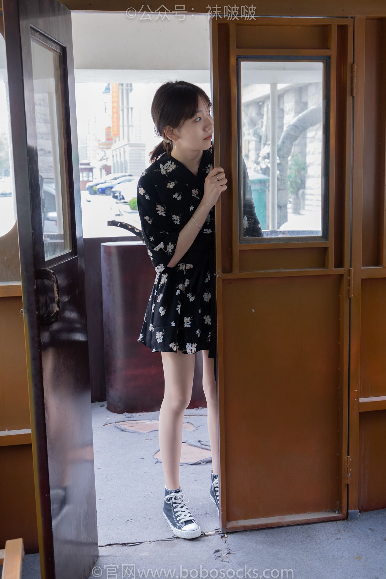 图片[10]-[BoBoSocks袜啵啵]NO.013 小甜豆-匡威帆布鞋、浅灰色短棉袜、肉丝[132P] – 速更版-美库