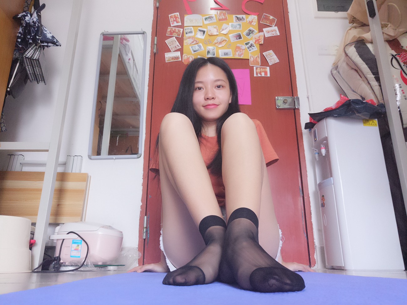 图片[17]-学妹校园寝室短丝系列017期 静静[60P] – 速更版-美库