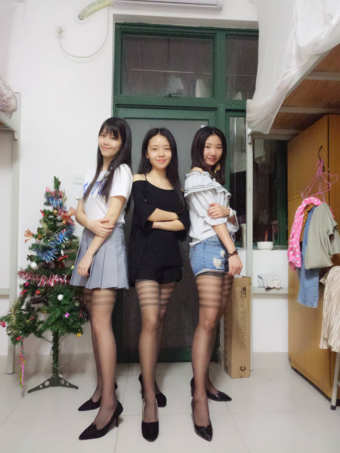 图片[53]-学妹校园寝室短丝系列017期 静静[60P] – 速更版-美库