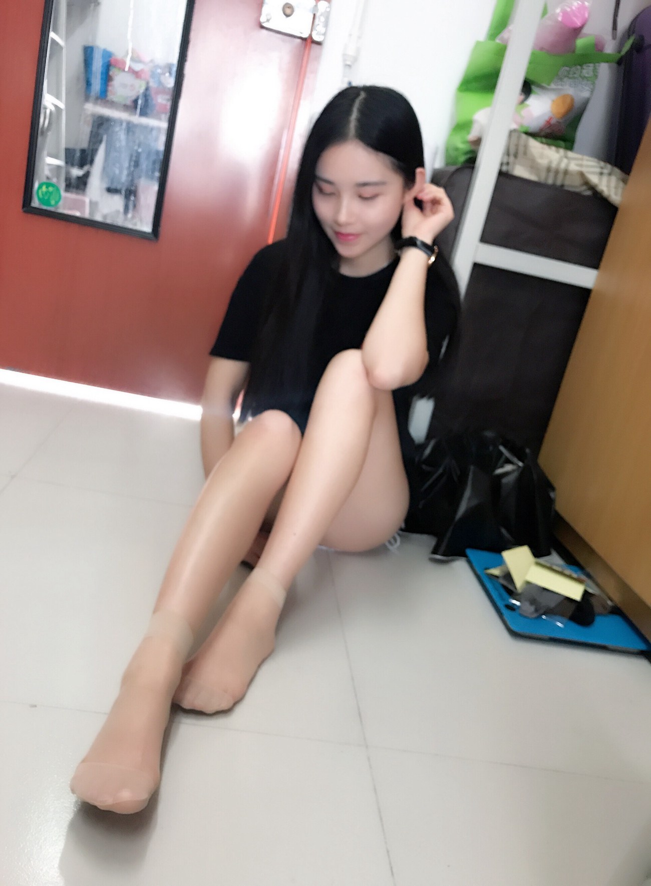 图片[60]-学妹校园寝室短丝系列017期 静静[60P] – 速更版-美库