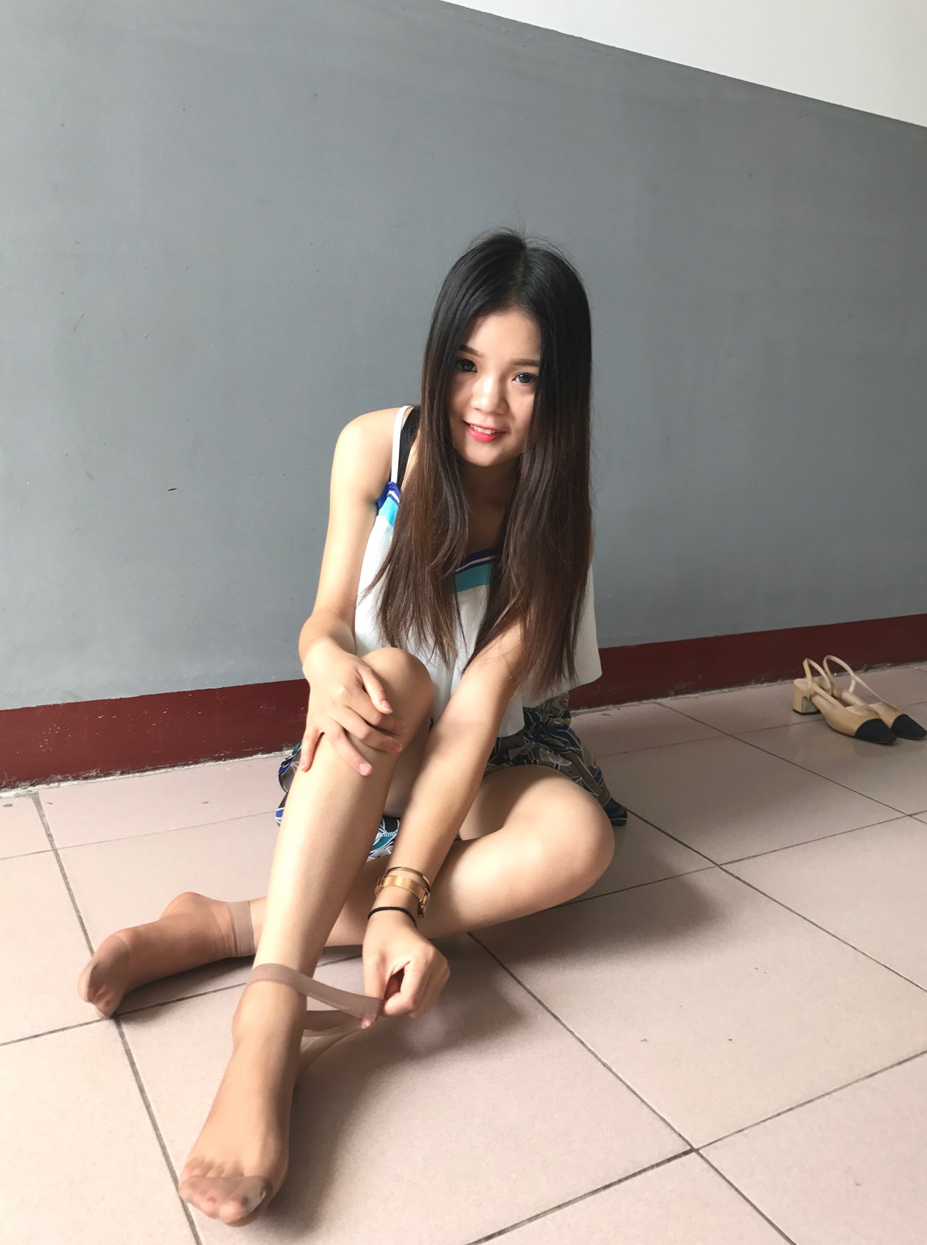 图片[32]-学妹校园寝室短丝系列018期 李欢[112P] – 速更版-美库