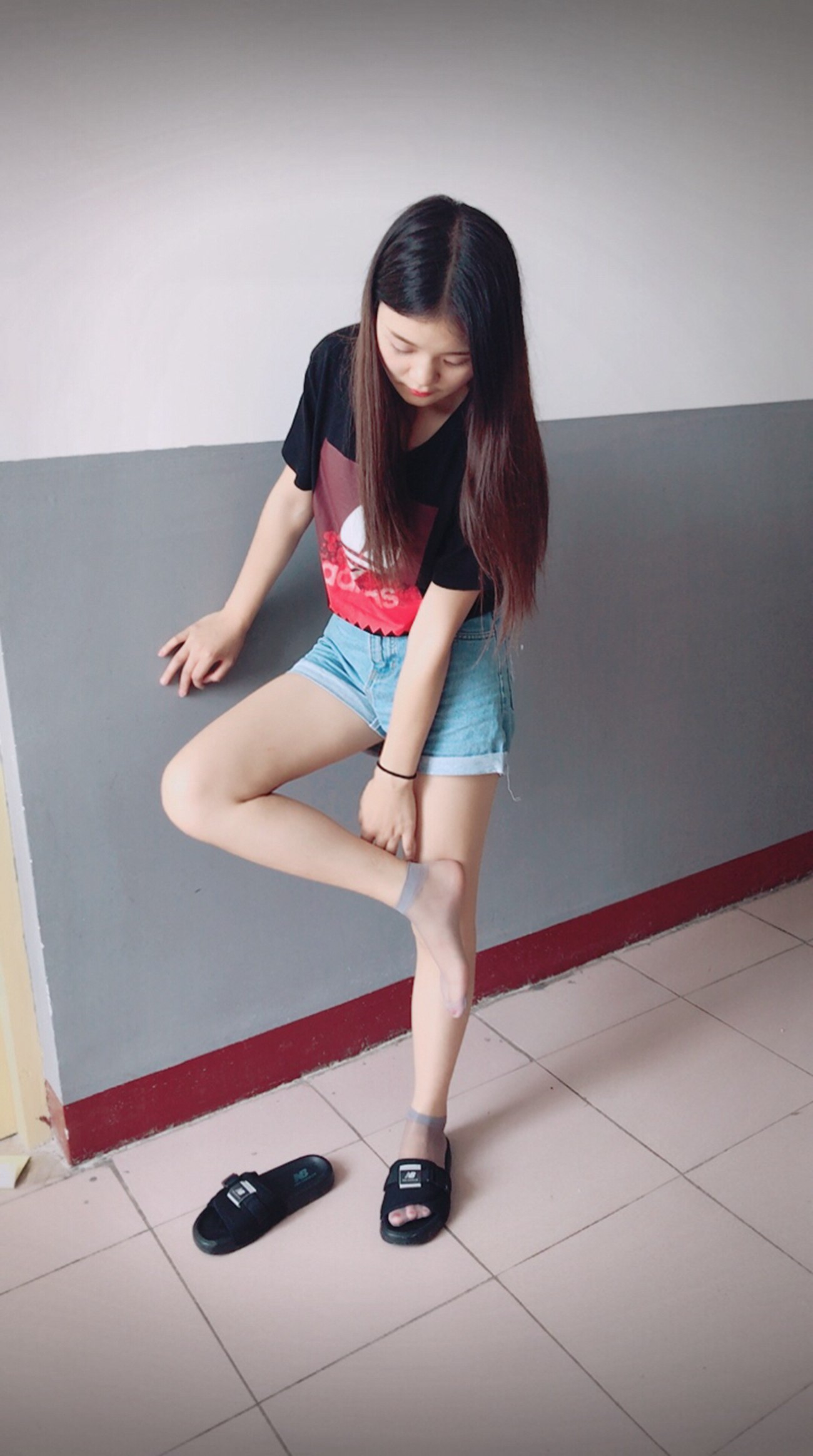 图片[81]-学妹校园寝室短丝系列018期 李欢[112P] – 速更版-美库