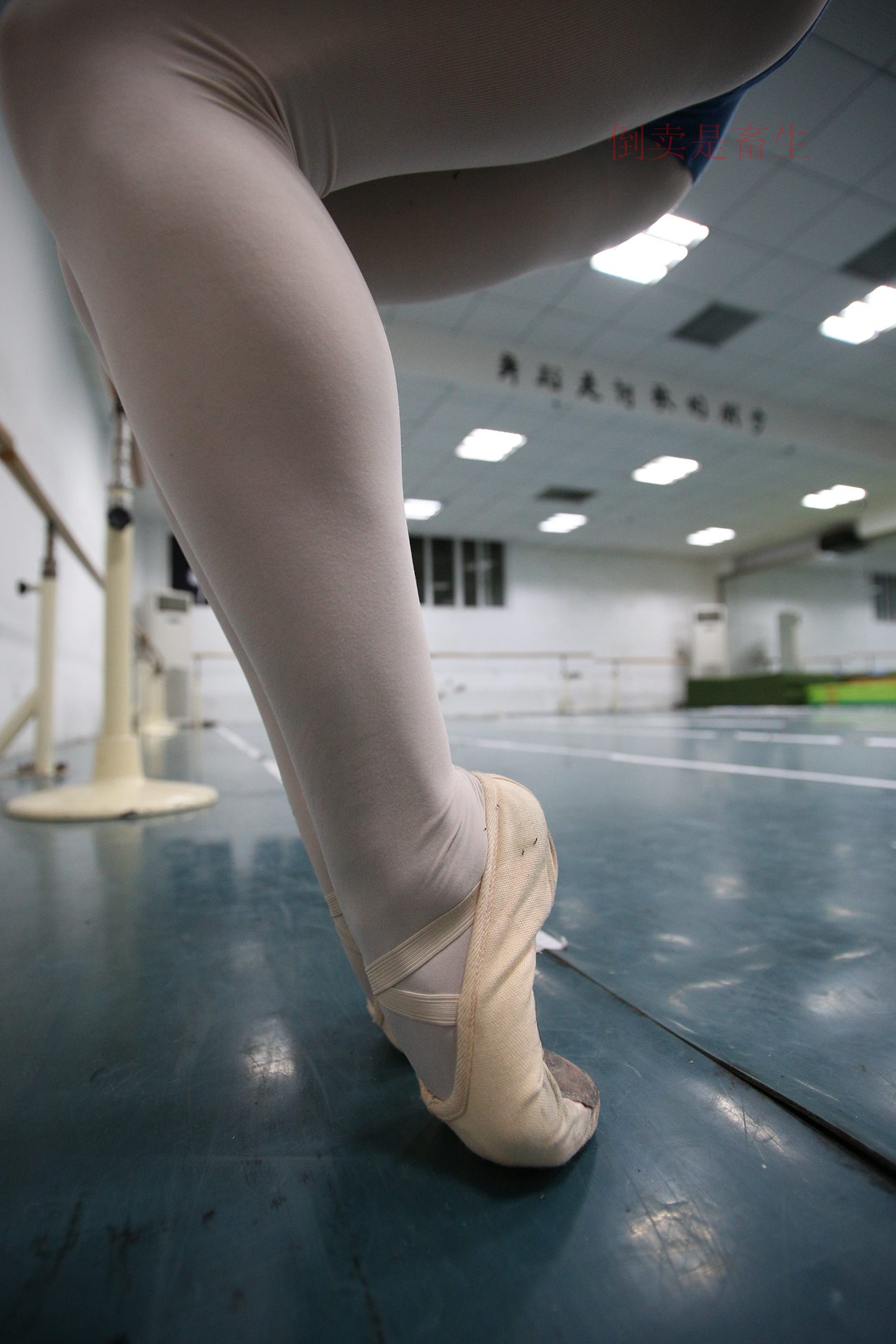 图片[59]-大西瓜爱牙膏-早期作品-Z6-4 模特2 月下舞蹈 (1)[92P] – 速更版-美库