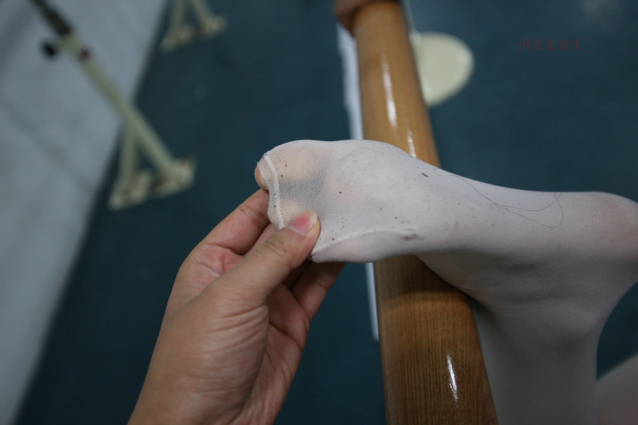 图片[35]-大西瓜爱牙膏-早期作品-Z6-4 模特2 月下舞蹈 (2)[96P] – 速更版-美库