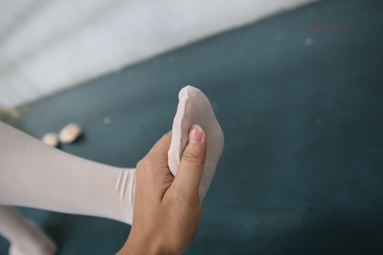 图片[84]-大西瓜爱牙膏-早期作品-Z6-4 模特2 月下舞蹈 (1)[92P] – 速更版-美库