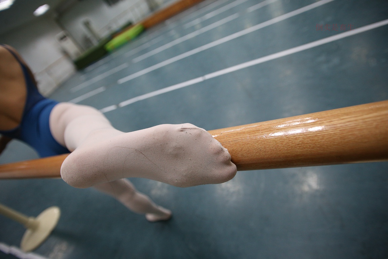 图片[43]-大西瓜爱牙膏-早期作品-Z6-4 模特2 月下舞蹈 (2)[96P] – 速更版-美库